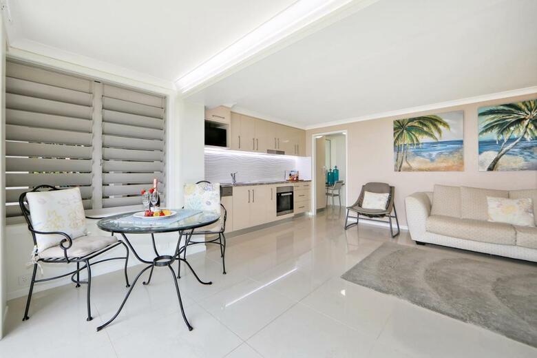 Nautilus Beachside Apartments