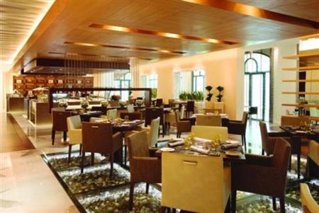 Hotel Al Ain Rotana