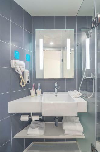 Hotel Hanting Express Shanghai Guangzhong Road
