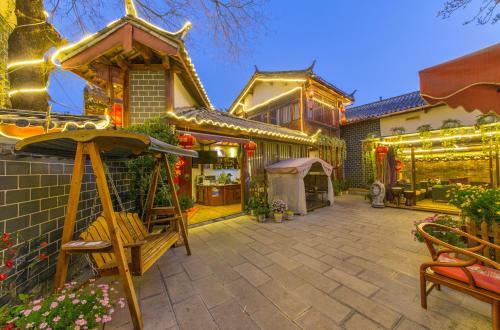 Posada Lijiang Happy Yufu Inn