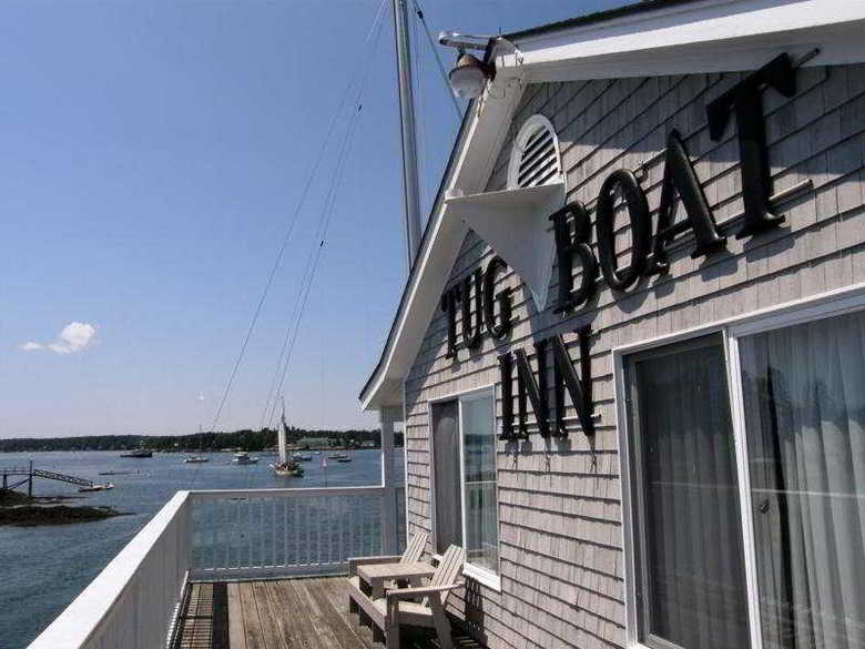 Hotel Tugboat Inn