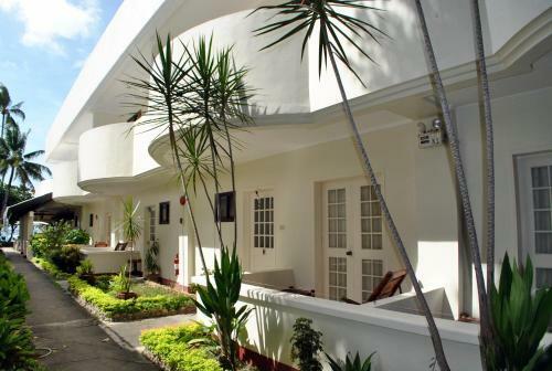 Hotel Surfside Boracay Resort And Spa