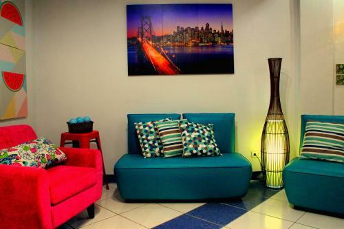 Country Living Hostel - Tagaytay Center