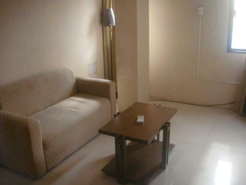 Hidden Pearl Hotel (janus Luxury Suites)