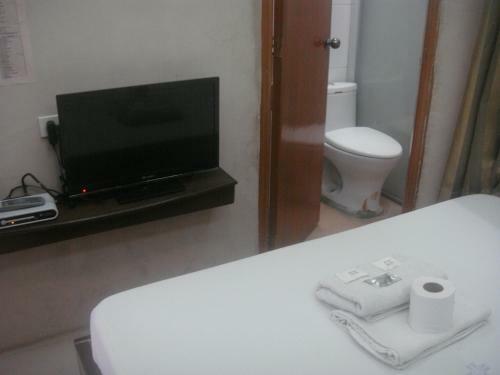 Hidden Pearl Hotel (janus Luxury Suites)