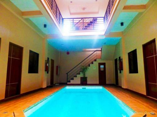 Hidden Pearl Hotel (janus Luxury Suites)