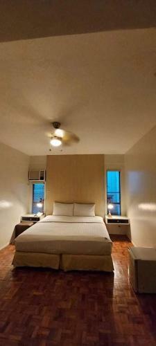 The Clipper Hotel