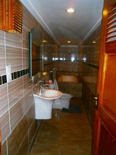 Accra Royal Castle Apartments & Suites