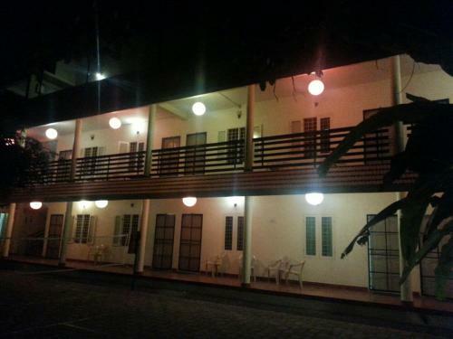 Bed & Breakfast Palm Grove Service Villa