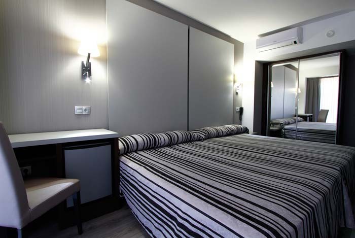 Summer Hotel