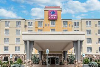 Hotel Comfort Suites North