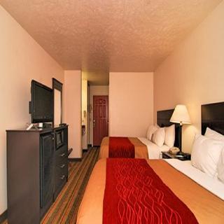 Hotel Comfort Inn & Suites