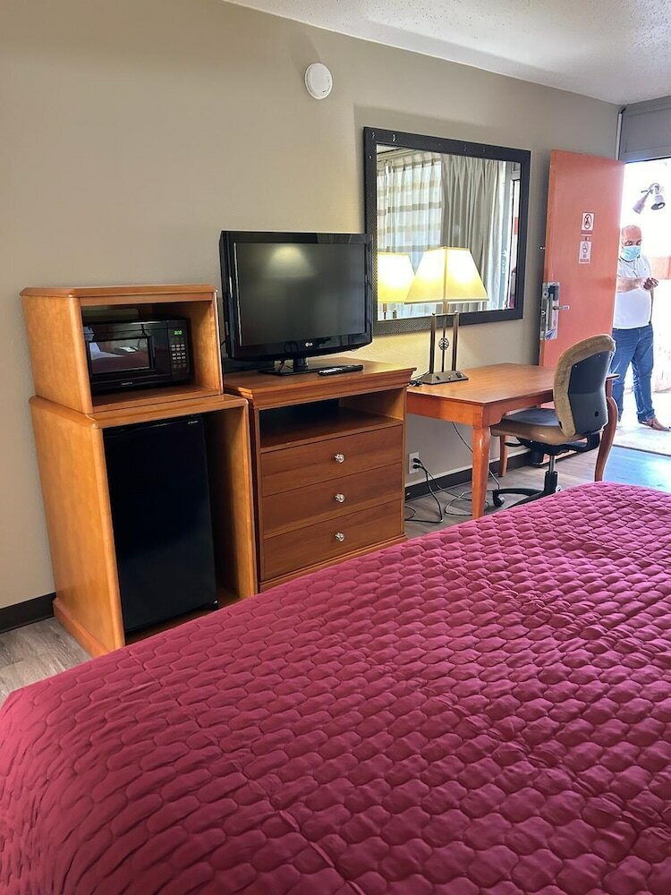 Hotel Quality Inn & Suites