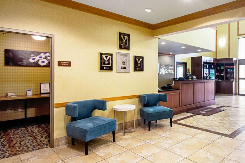 Hotel Sleep Inn & Suites