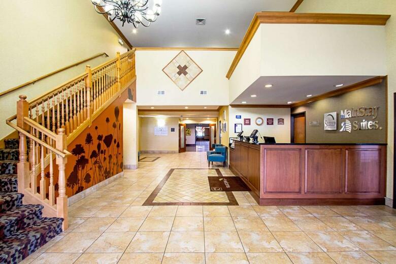 Hotel Sleep Inn & Suites