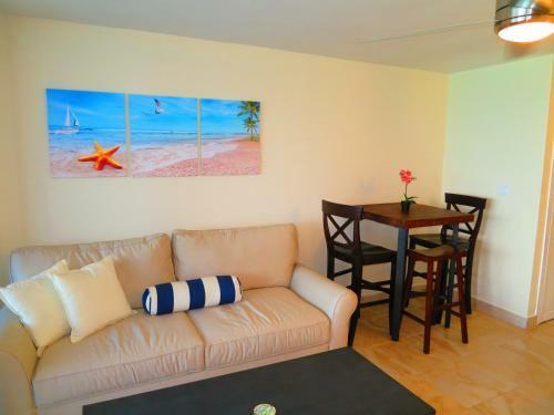 Hotel 2br Luxury Beachfront Duplex Villa On Sapphire Beach III