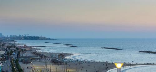 Hotel Leonardo Art Tel Aviv By The Beach