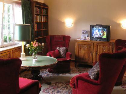 Hostal Gasthaus Zur Sonne