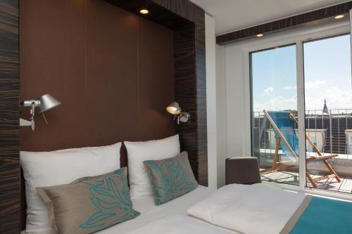Hotel Motel One K�ln-mediapark