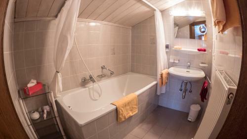 Hostal Apart-pension Haus Arina