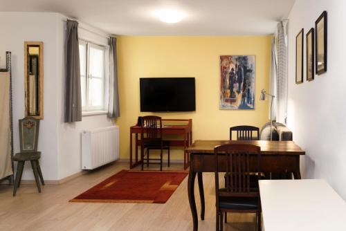 Apartments Golden Roof By Penz
