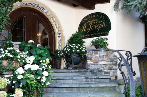 Aparthotel Landhaus St. Joseph (indoor Pool)