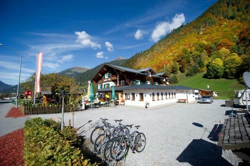 Hostal Alpengasthaus Muntafuner St�bli