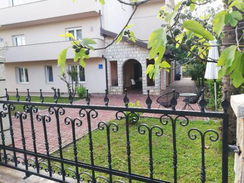 Hostal Pansion Bencun