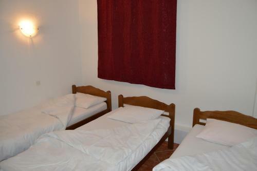Bed & Breakfast Rooms Modana