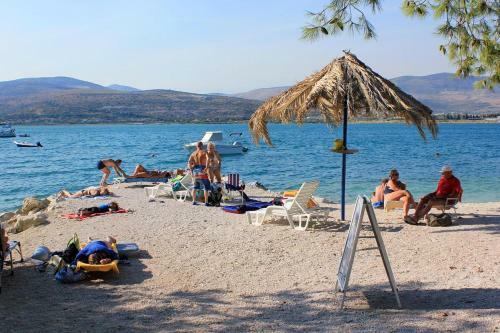Hostal Apartment Arbanija 5228c