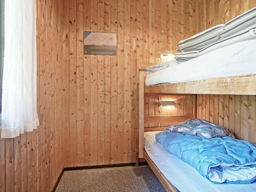 Three-bedroom Holiday Home In Nex� 22