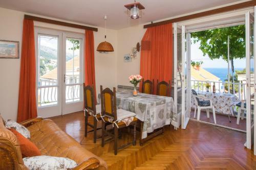 Sea View Apartment Frano