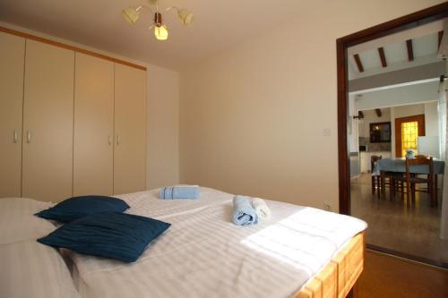 Apartment Porec, Mirna River 3
