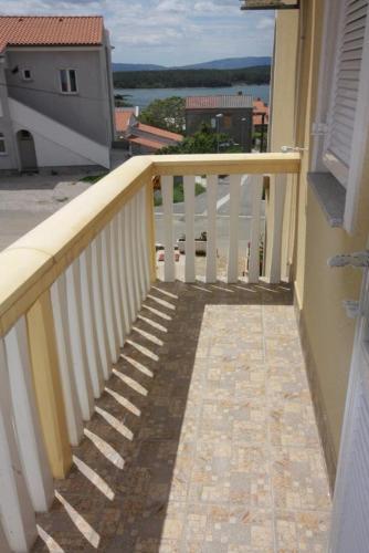 Apartments With A Parking Space Punat (krk) - 5350
