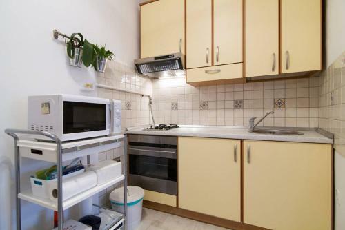 Cosy Studio Apartment 2-4