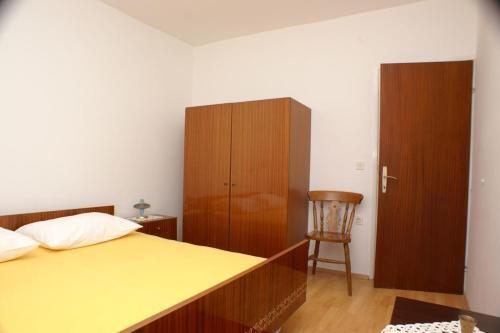 Apartment Stara Novalja 4056b