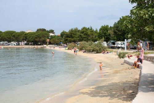 Apartments By The Sea Banjol (Rab) - 4965