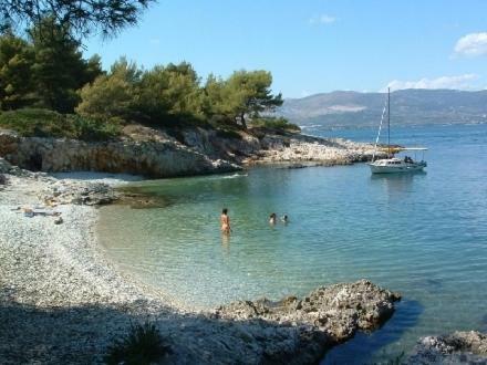 Hostal Apartments Belas