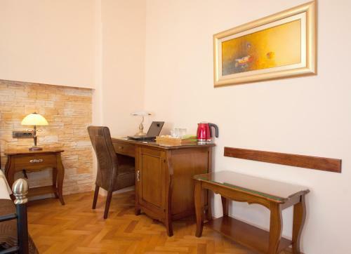 Hostal Unique Luxury Rooms