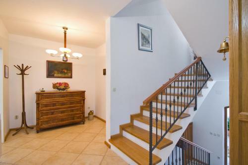 Villa Holiday Home Lukrecia