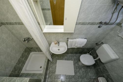 Apartments With A Parking Space Banjol (rab) - 5041