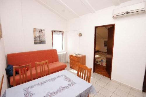 Apartment Karigador 2534b