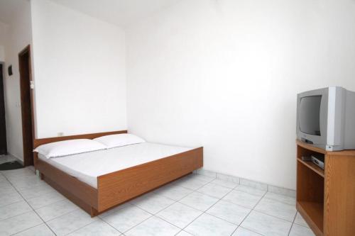 Apartments With A Parking Space Novalja (pag) - 9335