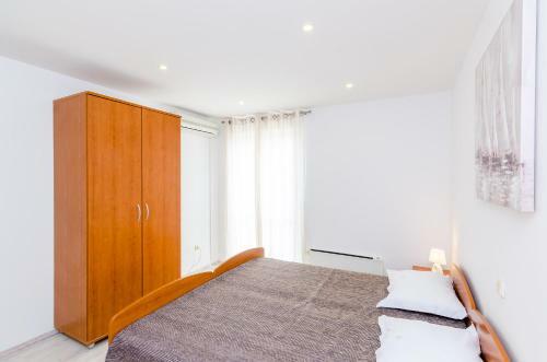 Hostal Guest House Brigita