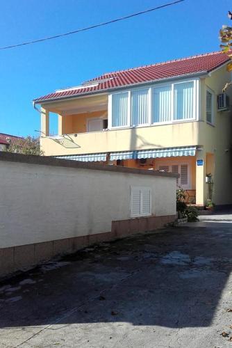 Apartment Banjol 5007a