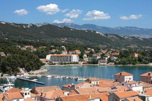 Hostal Apartments With A Parking Space Banjol (Rab) - 11021