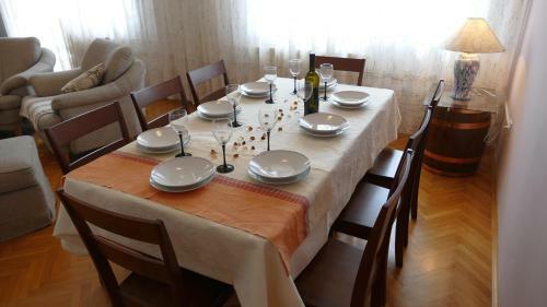 Apartamentos House Helena