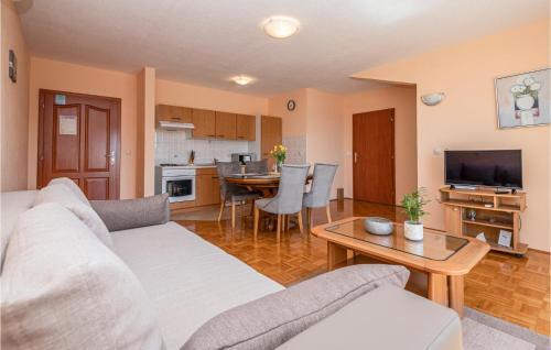 Apartment Makarska Petra Perice