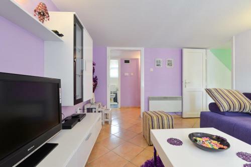 Apartment Mirana