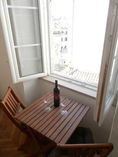 Hostal Rooms Eden Old Town